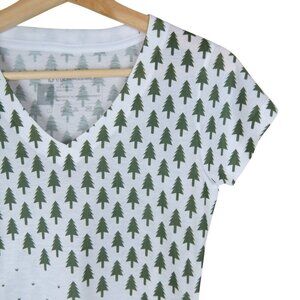 THREADLESS Women's White V-Neck Deforestation Short Sleeve Tee Size S Pine Trees